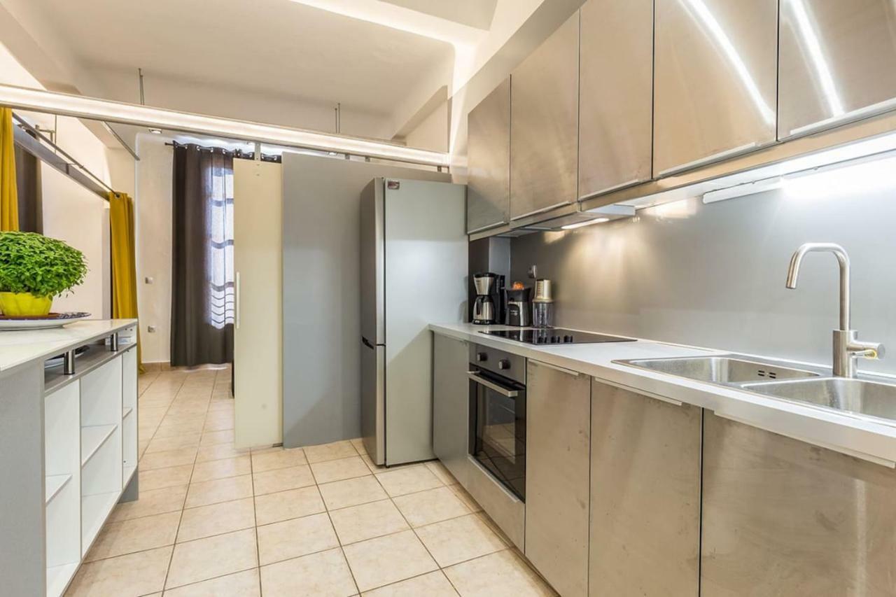 Renovated Loft At The Center Of Monastiraki Athens Exterior photo